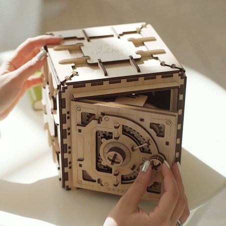 Ugears 3D mechanické puzzle Trezor 179 ks