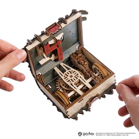 Ugears 3D dřevěná mechanická skládačka Harry Potter The Monster Book of Monsters