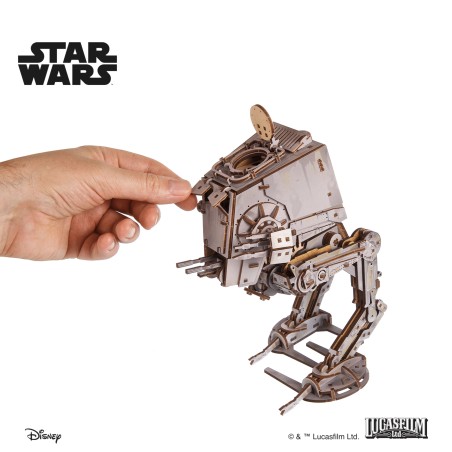 Ugears 3D dřevěná mechanická skládačka Star Wars AT-ST kráčedlo