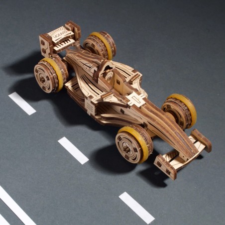 Ugears 3D dřevěné mechanické puzzle Compact Racer