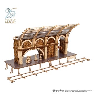 Ugears 3D dřevěné mechanické puzzle Harry Potter vlakové nástupiště