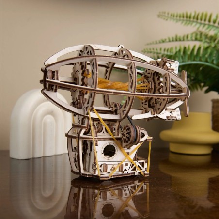 Ugears 3D dřevěné mechanické puzzle STEAMPUNK AIRSHIP