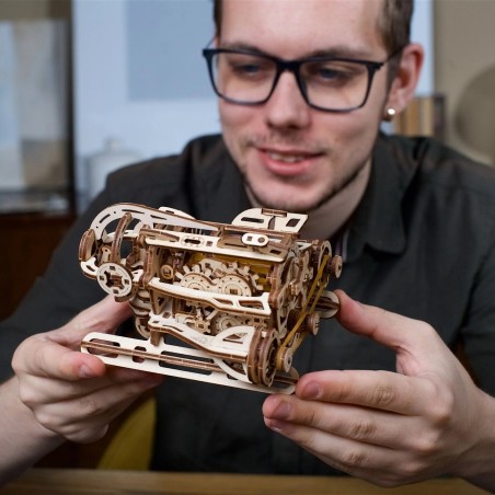 Ugears 3D dřevěné mechanické puzzle Steampunková ponorka