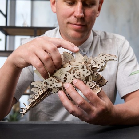 Ugears 3D dřevěné mechanické puzzle Stegosaurus