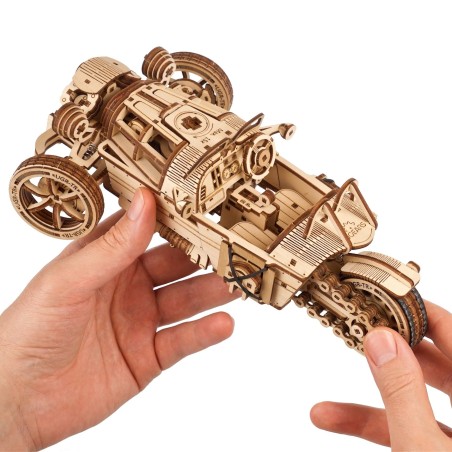 Ugears 3D dřevěné mechanické puzzle Tříkolka UGR-S