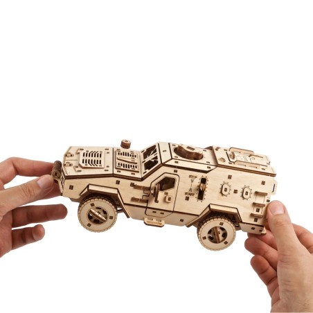 Ugears 3D dřevěné mechanické puzzle Dozor-B Combat Vehicle