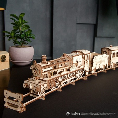 Ugears 3D dřevěné mechanické puzzle Harry Potter Bradavický expres