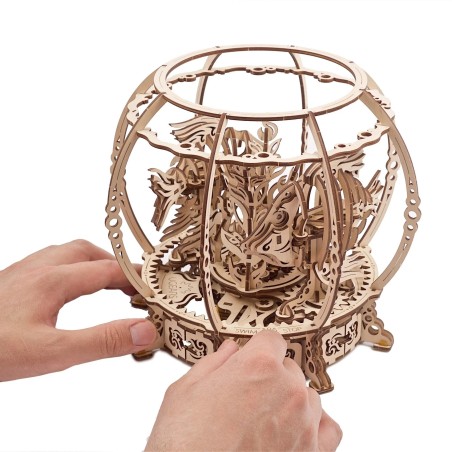 Ugears 3D dřevěné mechanické puzzle Mechanické akvárium
