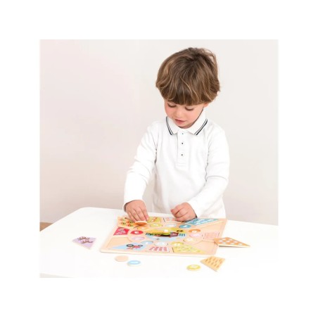 Woet by New Classic Toys Dřevěný vkládačka hodiny
