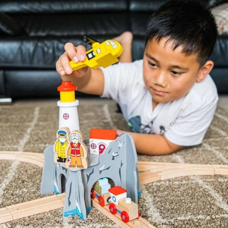Bigjigs Rail Tunel s majákem a heliportem