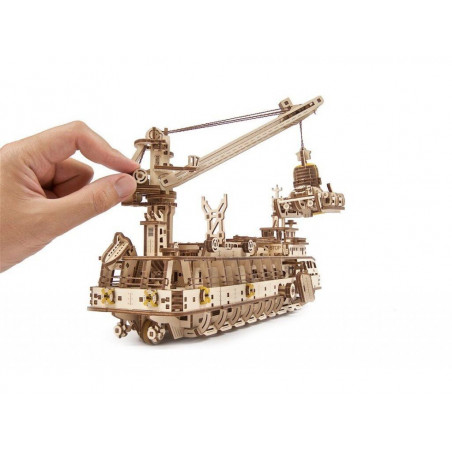 Ugears 3D dřevěné mechanické puzzle Výzkumný parník