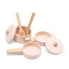 Woet by New Classic Toys Dřevěná sada hrnců a pánve růžová Woet by New Classic Toys Dřevěná sada hrnců a pánve růžová