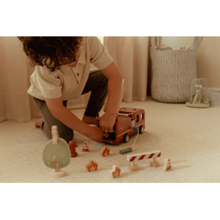 Little Dutch Dřevěný hasičský náklaďák