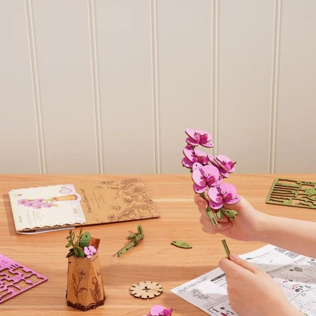 RoboTime 3D dřevěná skládačka Fialová orchidej