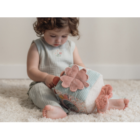 Little Dutch Kostka textilní s aktivitami králíček Miffy Lucky Blossom