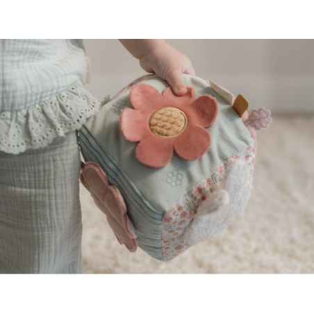 Little Dutch Kostka textilní s aktivitami králíček Miffy Lucky Blossom