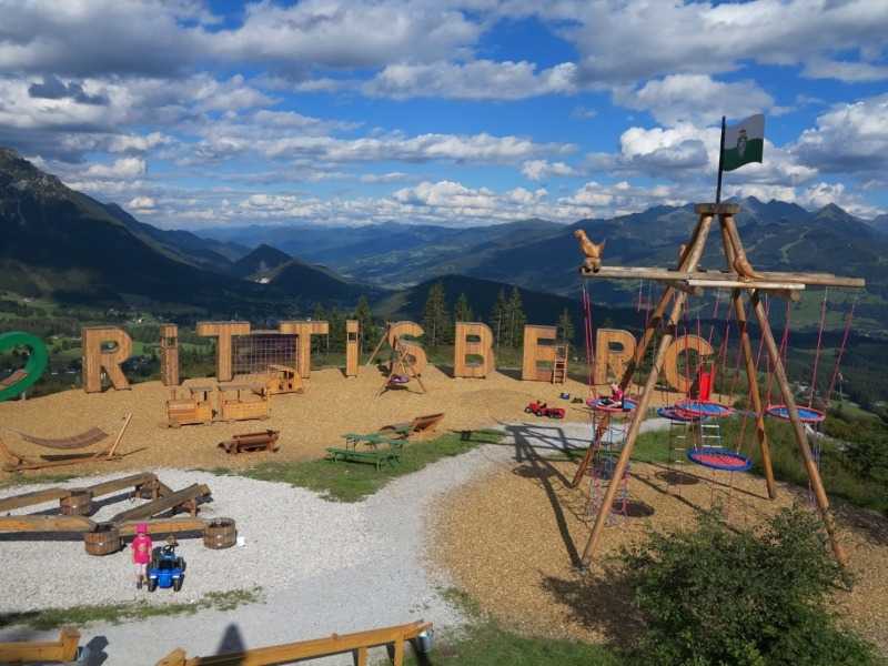 Dětské hřiště na hoře Rittisberg