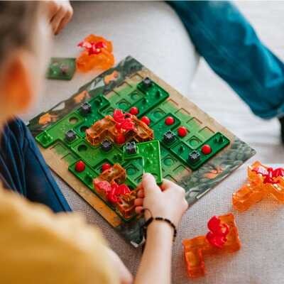 SmartGames Dragon Inferno strategická logická hra pro dva hráče